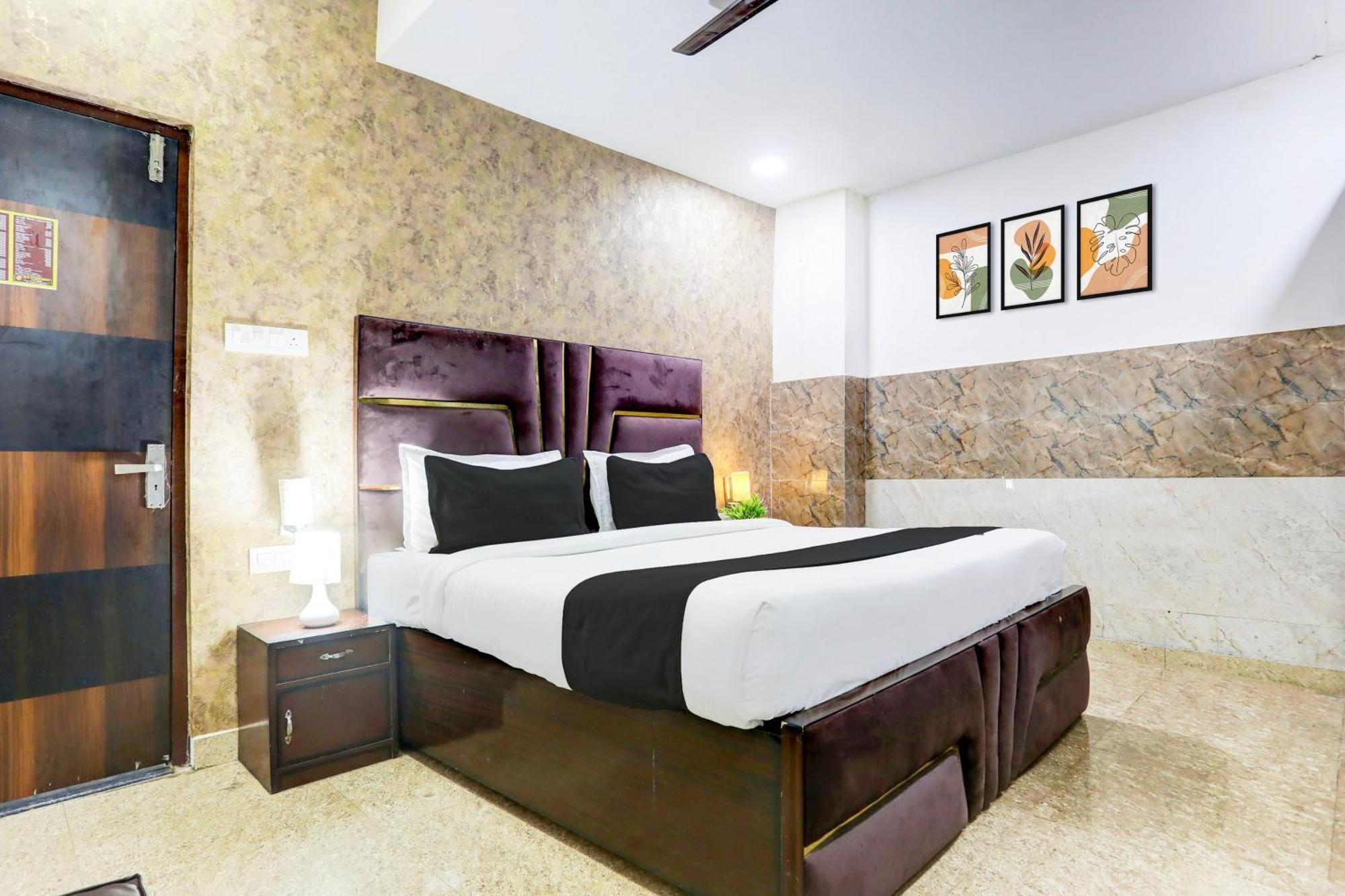 Super Collection O Kalyanpur Hotell Kanpur Exteriör bild