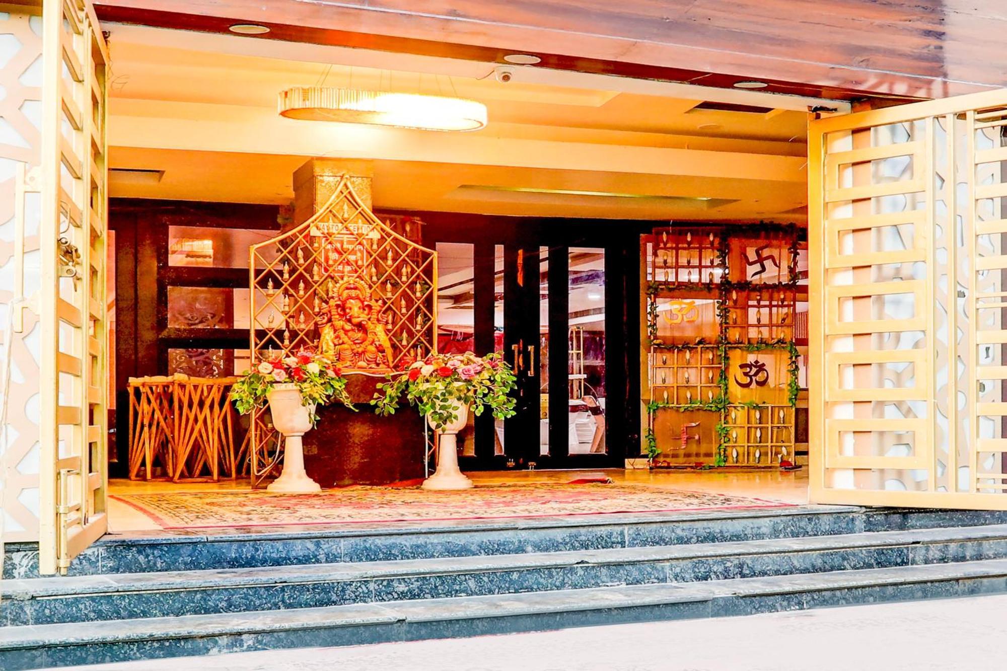 Super Collection O Kalyanpur Hotell Kanpur Exteriör bild